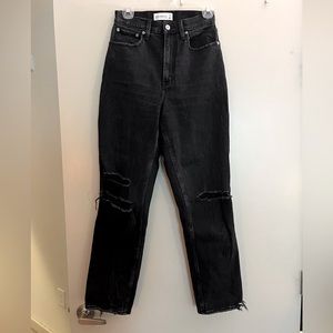 Abercrombie Curve Love Ankle Straight 27L black distressed